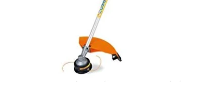 la Stihl FS 55 R 27.2 cc! esta desbrozadora es la herramienta perfecta para mantener tu espacio exterior impecable.